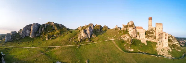 Olsztyn Schlesien Polen Bredt Panorama Ruiner Middelalderens Kongeslott Kalksteinsbergartene Polsk – stockfoto