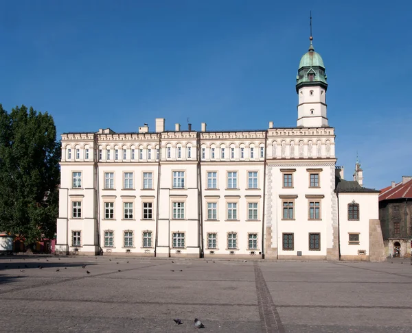 Antiguo Ayuntamiento de Kazimierz, Cracovia, Polonia — Foto de Stock