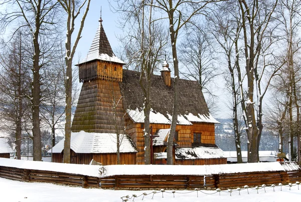 Gamla trä kyrkan i Debno, Polen, på vintern — Stockfoto