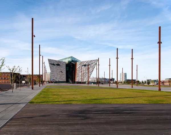 Centro de visitantes Titanic en Belfast — Foto de Stock