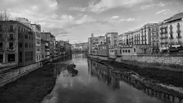 Veduta della famosa città della Catalogna Girona — Foto Stock