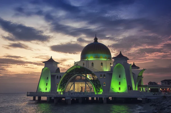 Moschea dello stretto di Malacca al tramonto — Foto Stock