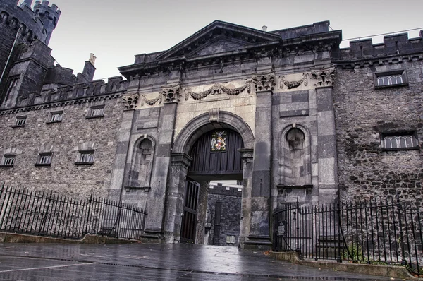 Bejárat a Kilkenny Castle — Stock Fotó