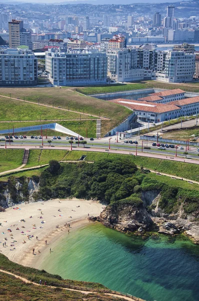 Pequeña playa en La Coruña — Foto de Stock