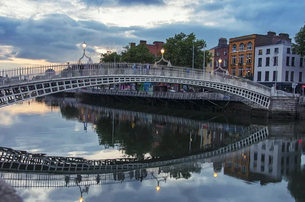 Brug in dublin — Stockfoto