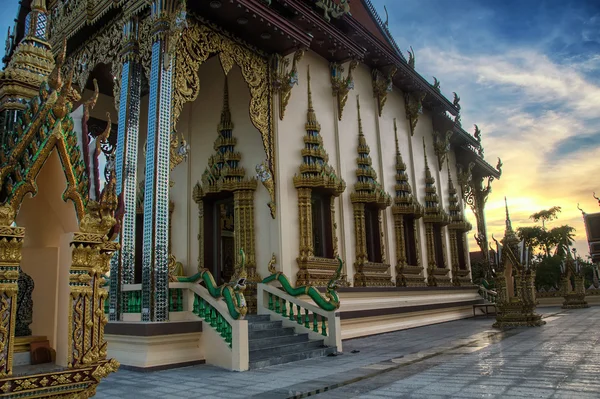 Buddhistischer Tempel in Thailand — Stockfoto