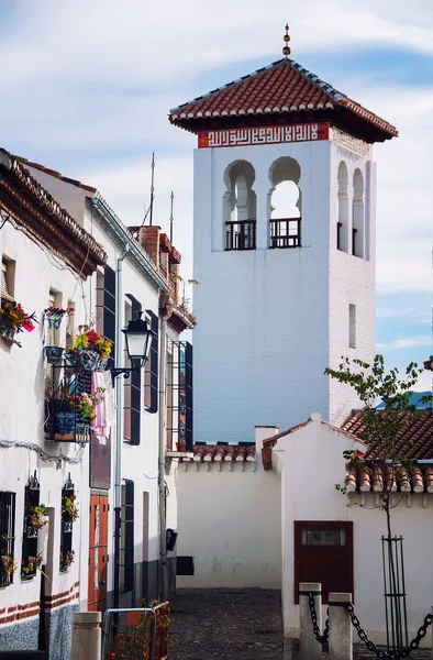 Smala gatorna i gamla Granada, Spanien — Stockfoto