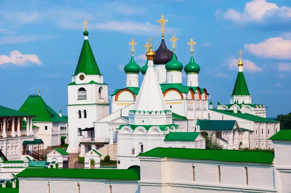 Pechersky Ascension kloster i Nizhny Novgorod, Ryssland — Stockfoto