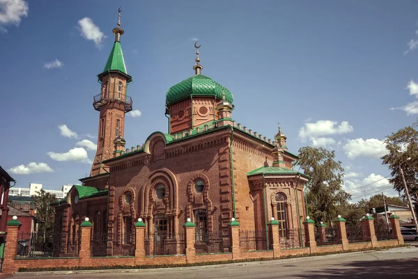 Gamla vintage kyrkan i Ryssland — Stockfoto