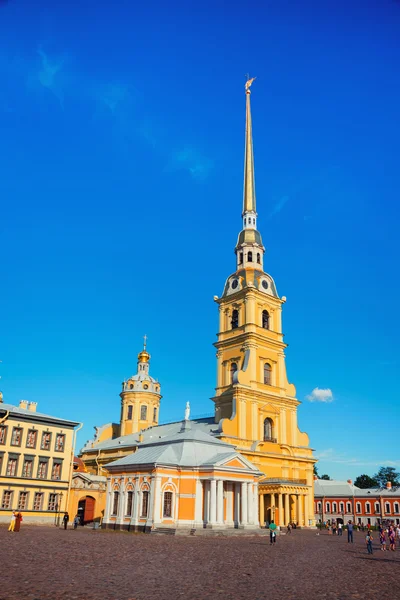 Peter and Paul fortress in Saint PEtersburg — Stock Photo, Image