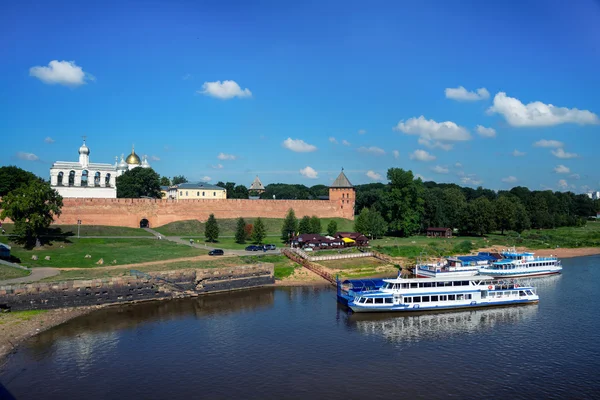 Velikiy Novgorod, Rusya, yaz aylarında Kremlin — Stok fotoğraf