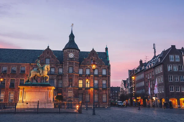 Piazza del mercato a dusseldorf — Foto Stock