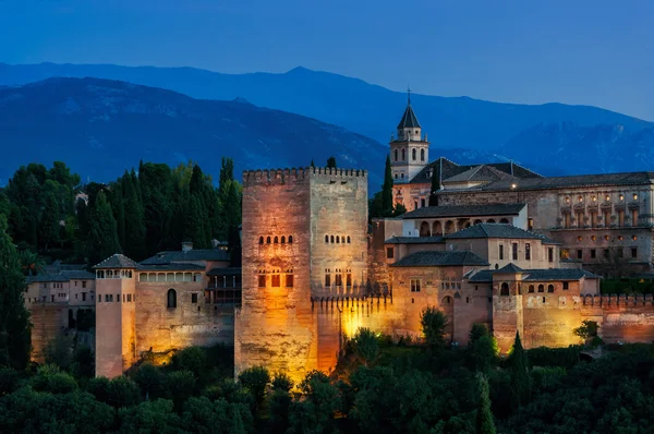 Palác Alhambra v Granadě, Španělsko — Stock fotografie