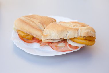 Kızarmış kalamar İspanyol rulo sandviç