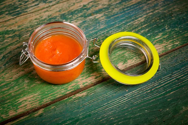 Естественный габанеро-ананасовый соус — стоковое фото