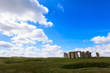 Güzel güneşli Stonehenge manzara İngiltere
