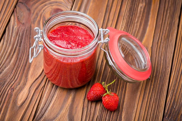 Domácí marmeláda jahodová chia Vitarian — Stock fotografie