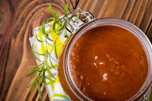 Natürliche hausgemachte diy bbq Sauce — Stockfoto