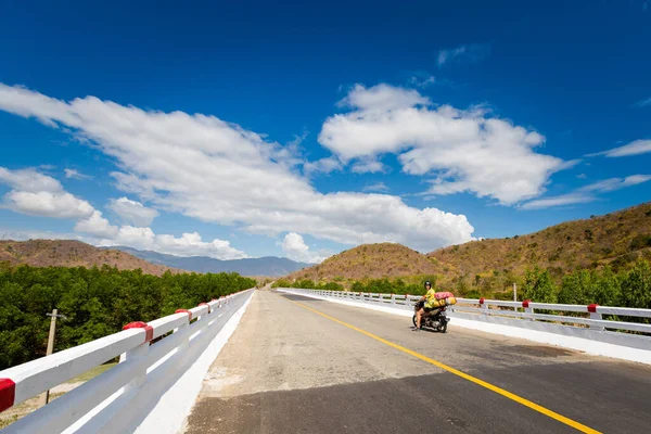 Hermoso Panorama Montaña Tomada Viaje Moto Cam Ranh Dalat Vietnam — Foto de Stock