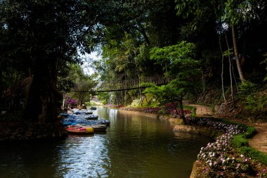 Da Lat, Vietnam 'daki güzel Prenn Şelaleleri. Lam Dong Bölgesi.