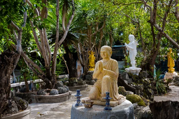 Hermosa Foto Colorida Van Pagoda Cam Ranh Vietnam Lugar Religioso — Foto de Stock