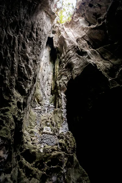 Hermosa Cueva Sagrada Phu Las Montañas Mármol Danang Vietnam Visión —  Fotos de Stock