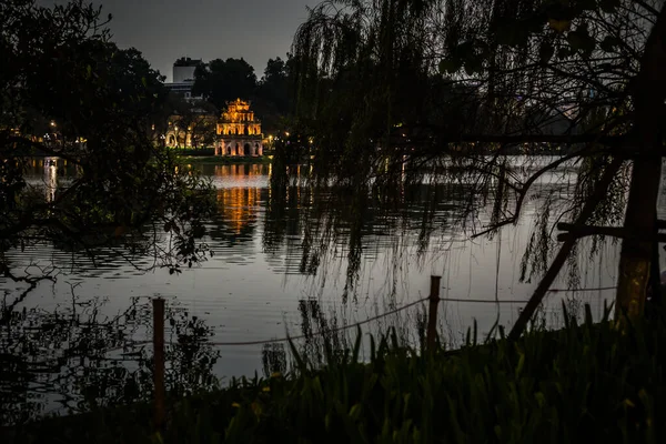 Beautiful Landscape Vietnam Capital City Hanoi Turle Lake Hoan Kiem —  Fotos de Stock