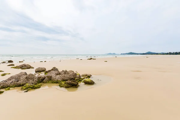 Beautiful Landscape Son Hao Beach Quan Lan Island Bai Long — ストック写真