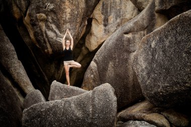 Buzlu yaz yoga seansı