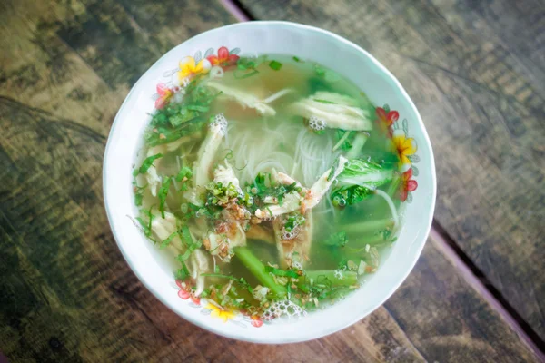 Caldo camboyano con fideos —  Fotos de Stock