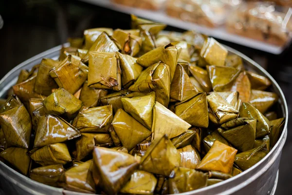 Sobremesa tailandesa khanom tako — Fotografia de Stock