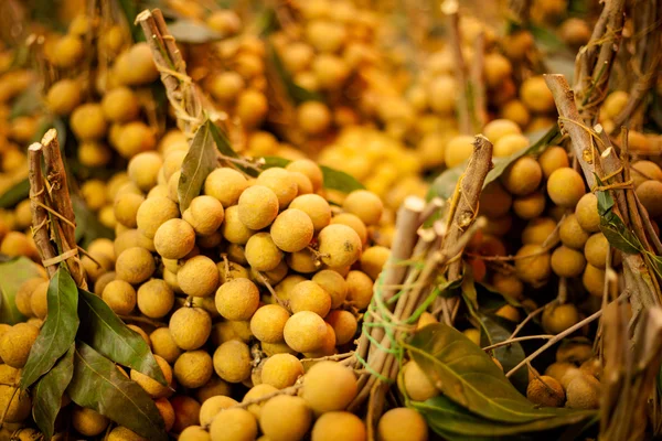 Fresh fruits on market — Stock Photo, Image