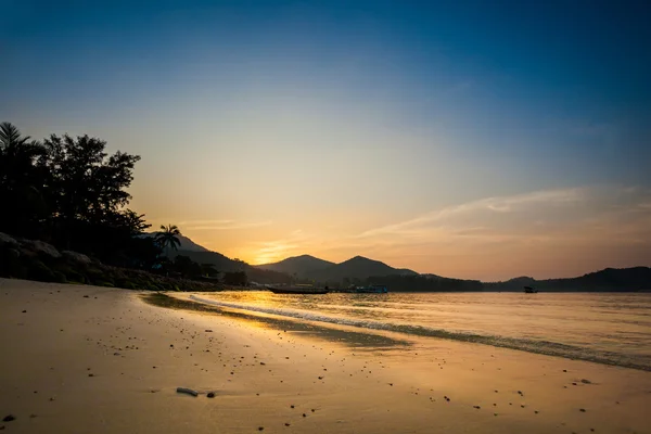 Chalokum 海滩上的日落 — 图库照片
