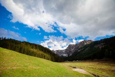 Güzel Tatry dağlar vadi peyzaj