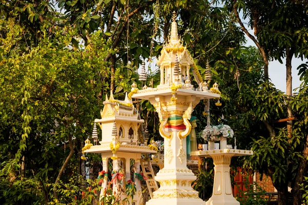 Belo santuário de tailandês buddha — Fotografia de Stock