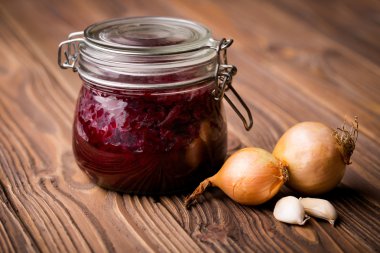 Doğal DIY turşusu pancar