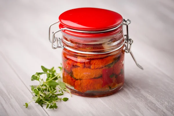 자연적인 diy 홈 말린된 토마토 — 스톡 사진