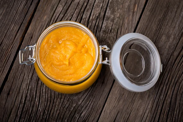 Salsa di mango habanero calda fatta in casa — Foto Stock