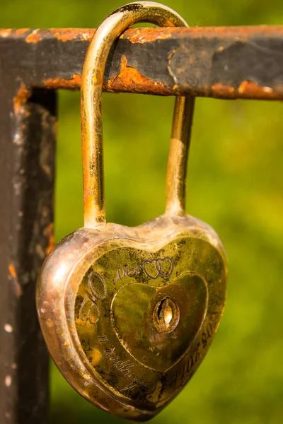Lock heart shape — Stock Photo, Image