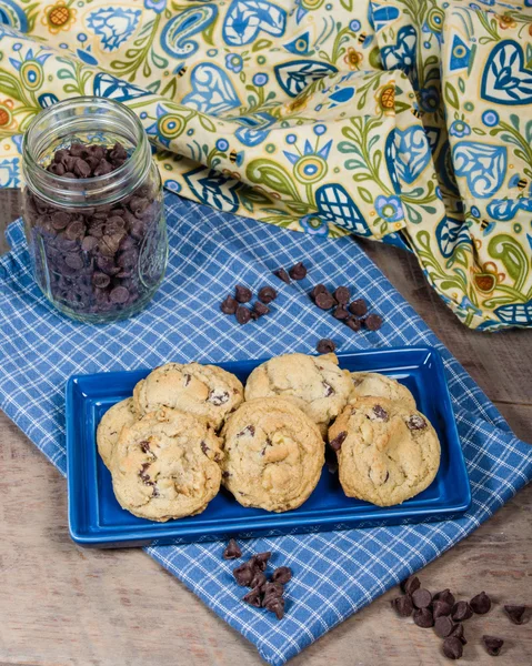 Verse gebakken chocoladekoekjes — Stockfoto