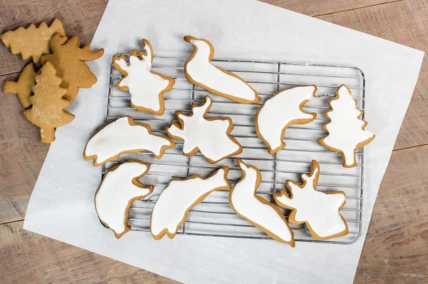Iced cookies i djurfigurer — Stockfoto