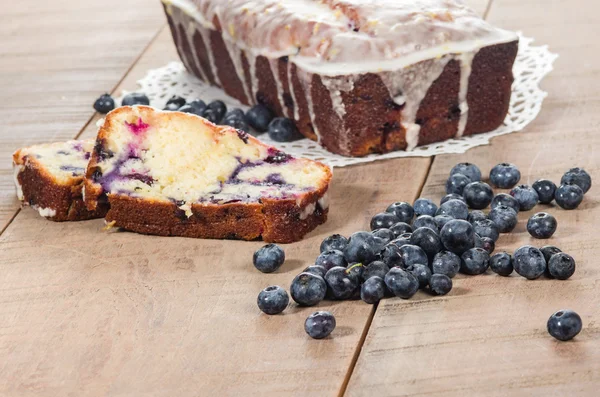 Gâteau au citron aux bleuets — Photo