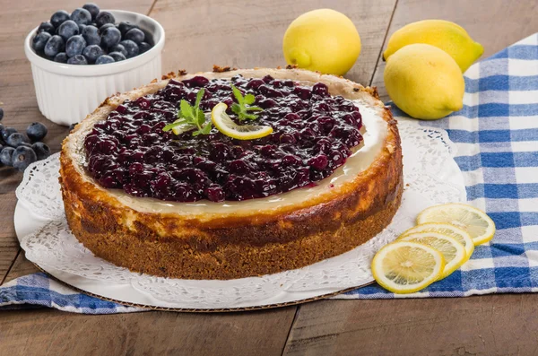 Baked blueberry lemon cheese cake — Stock Photo, Image