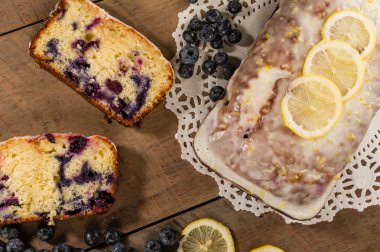 Blueberry yaban mersini ile kahve kek somun