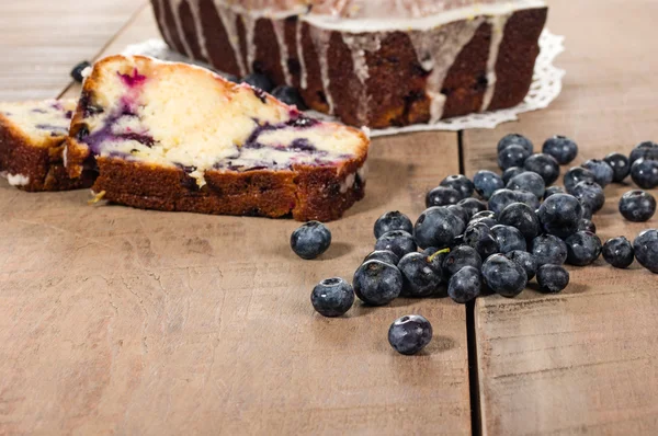 用蓝莓蓝莓咖啡蛋糕面包 — 图库照片