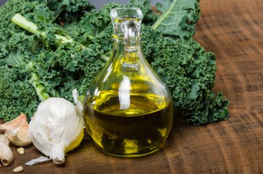 Kale pesto için malzemeler