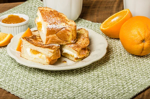 Pomerančová marmeláda plněný toast Stock Obrázky
