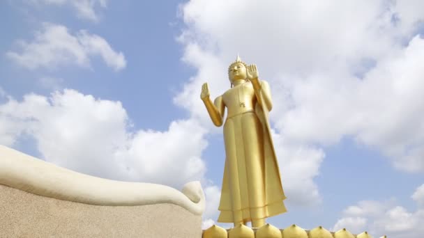 Buda com céu azul — Vídeo de Stock