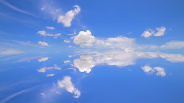 Облачное небо, время летит — стоковое видео