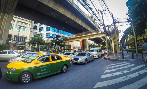 Drukke verkeer in bangkok stad — Stockfoto